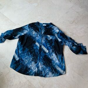 Women’s Calvin Klein Ocean Patterned  Blues and Black Shirt 2X